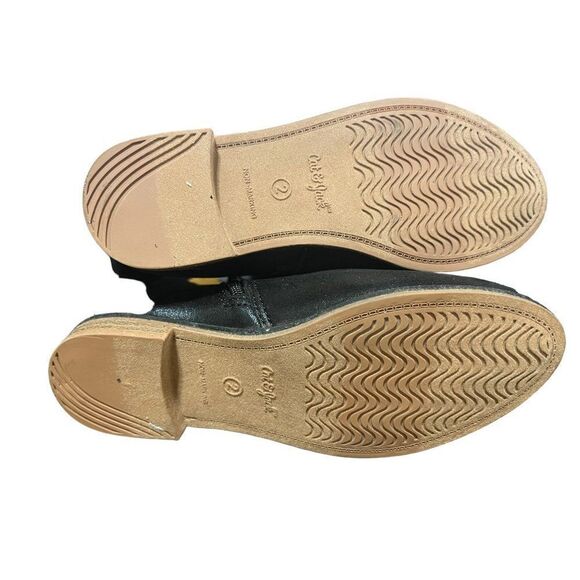 Cat & Jack Black‎ Suede Ankle Boots Child Size 2 NWOT - Picture 7 of 7